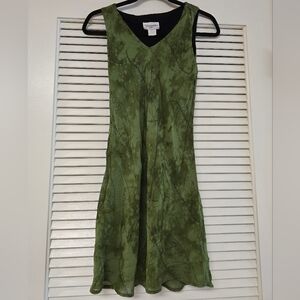 Tessuto - Bohemian Green Leaf Pattern Sleeveless Dress With Black Lining